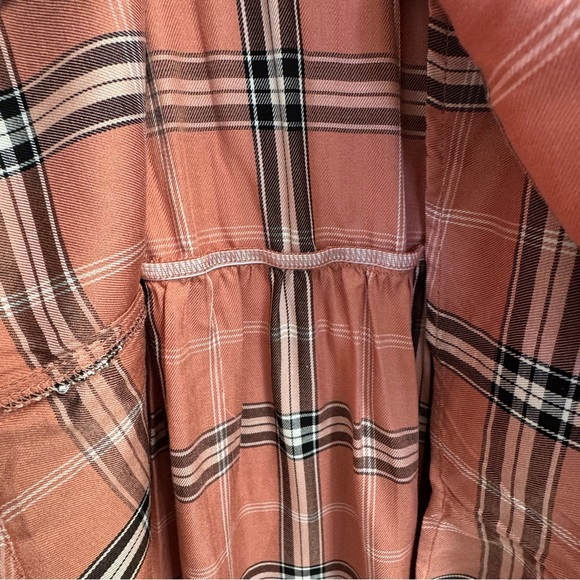 Torrid Women's Coral/Orange Plaid Long Sleeve Blouse - Size 1 - NWOT - Picture 10 of 11